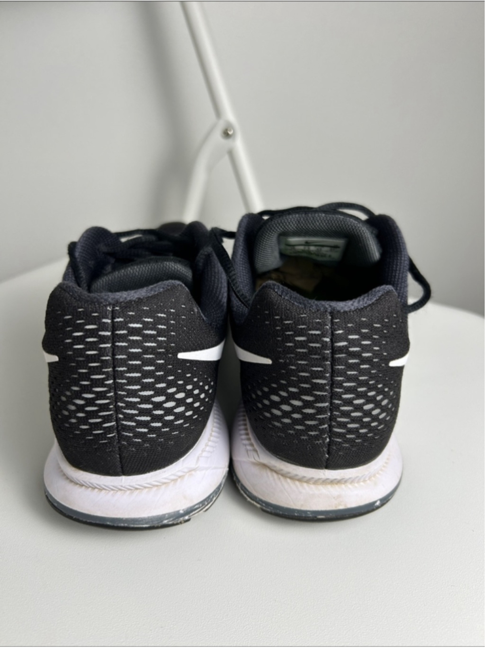 Nike Air Zoom Pegasus 33 Running Shoes Black White Size 10 EU 42 831356-001 - Picture 4 of 8
